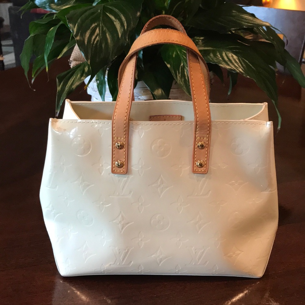 Authentic Louis Vuitton Vernise Reade PM